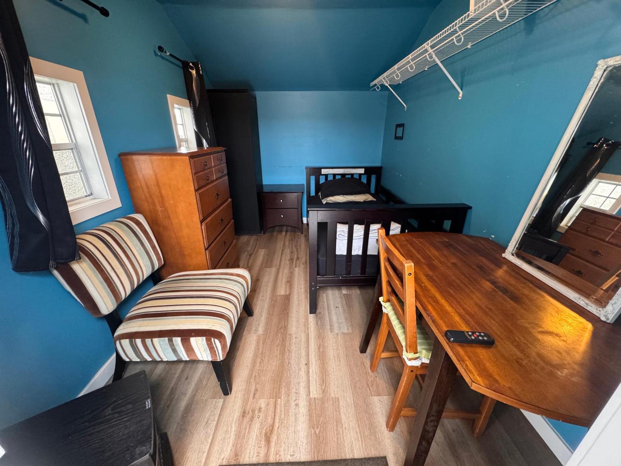 Ranny'S Private Rooms Calgary Exterior photo